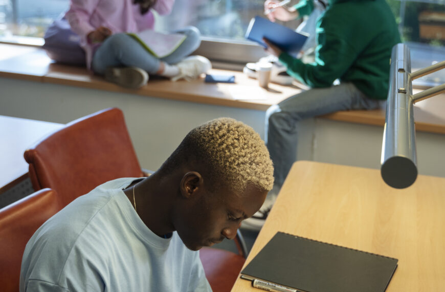 A Strategic Framework for Professionals and Institutions Navigating Volatility